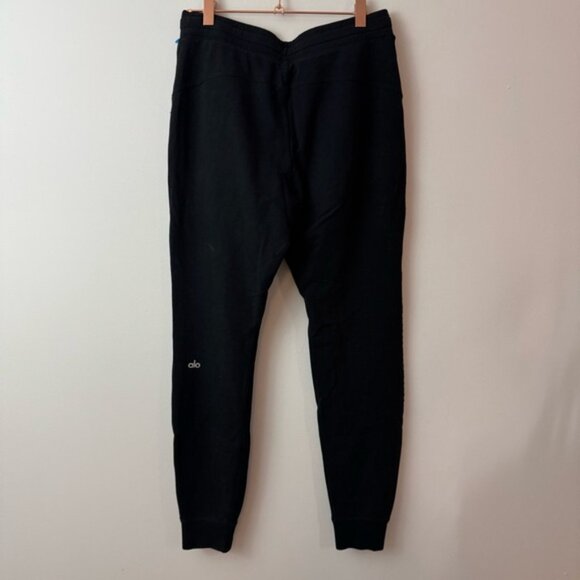 Alo Yoga Accolade Sweatpants women’s Size S - Picture 3 of 6